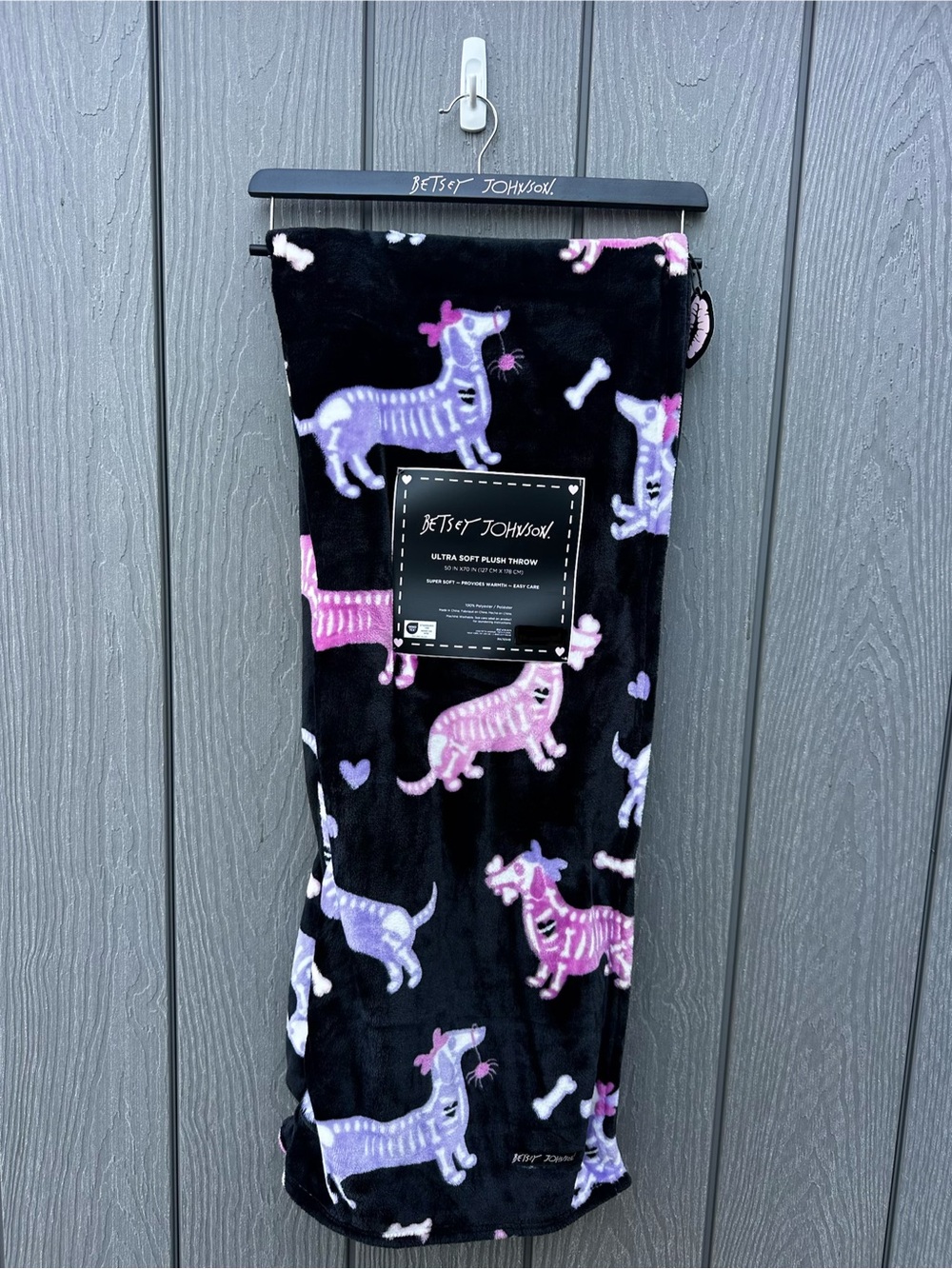 Skeleton Dachshund Dogs - Betsey Johnson Pink & Purple Plush Throw Blanket NWT